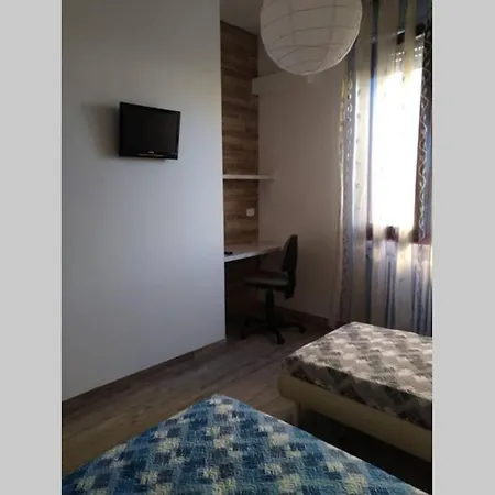 Casa "I Due Ulivi" Villa Fastiggi-2